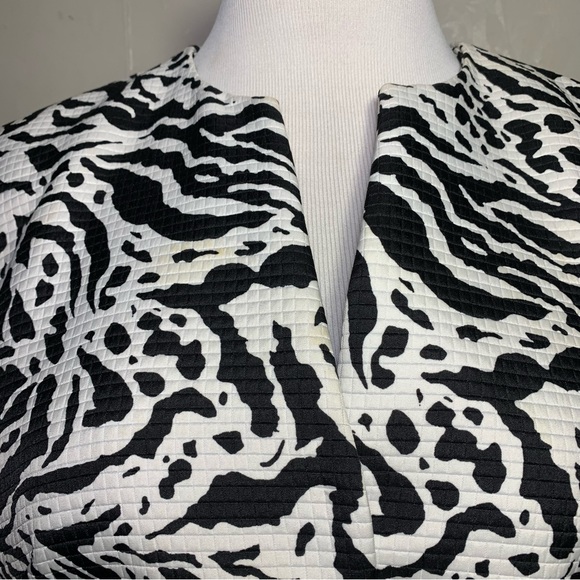Liz Claiborne Animal Print Blazer/Jacket Size 12 - Picture 5 of 15